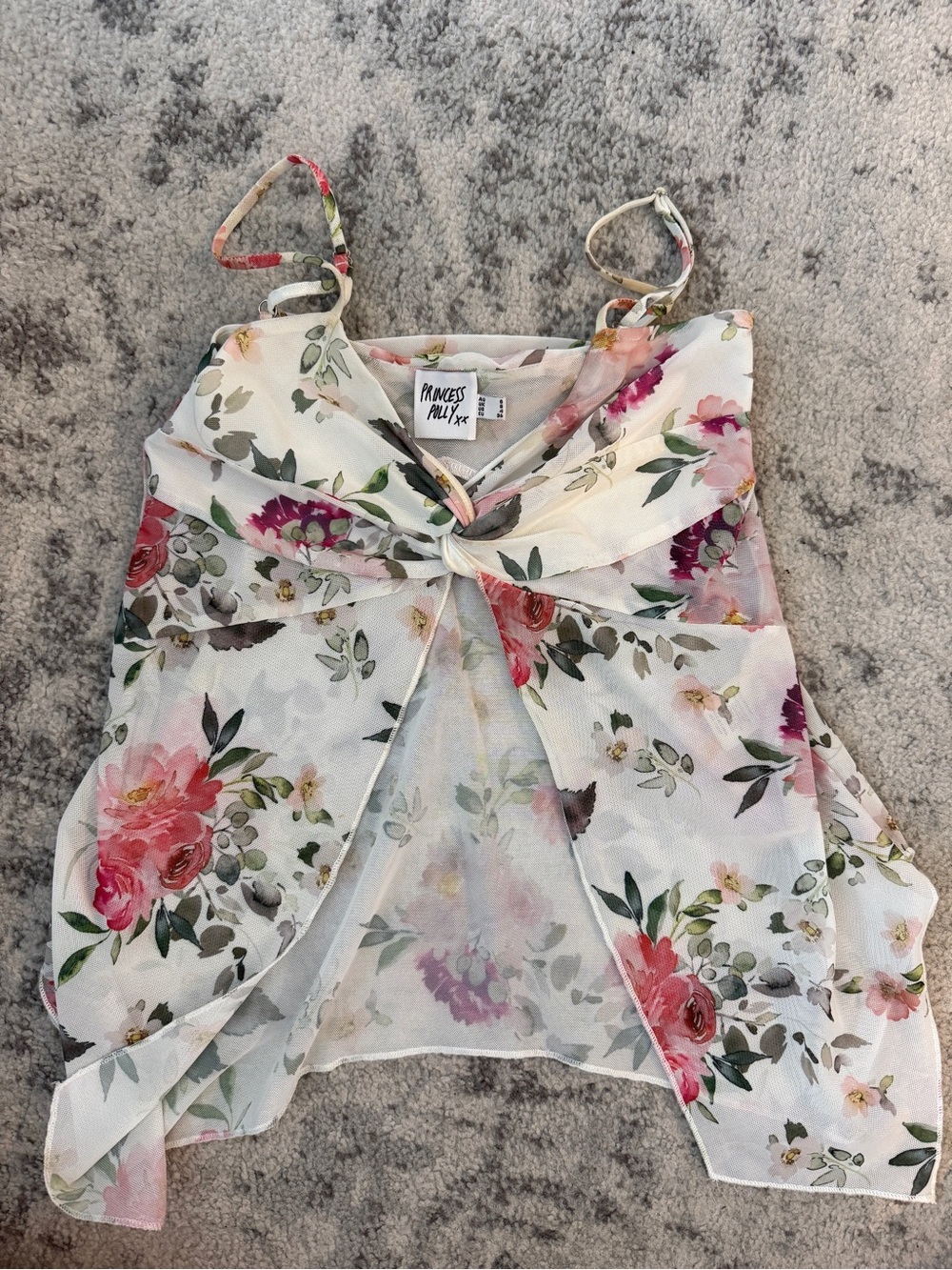 PRINCESS POLLY FALLEN ROSES TOP - Picture 2 of 2
